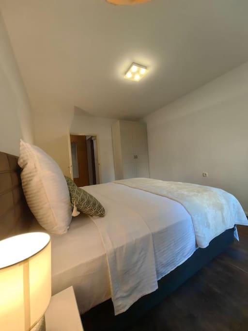 New 1 Bedroom Near Center And Beach Split Exteriér fotografie
